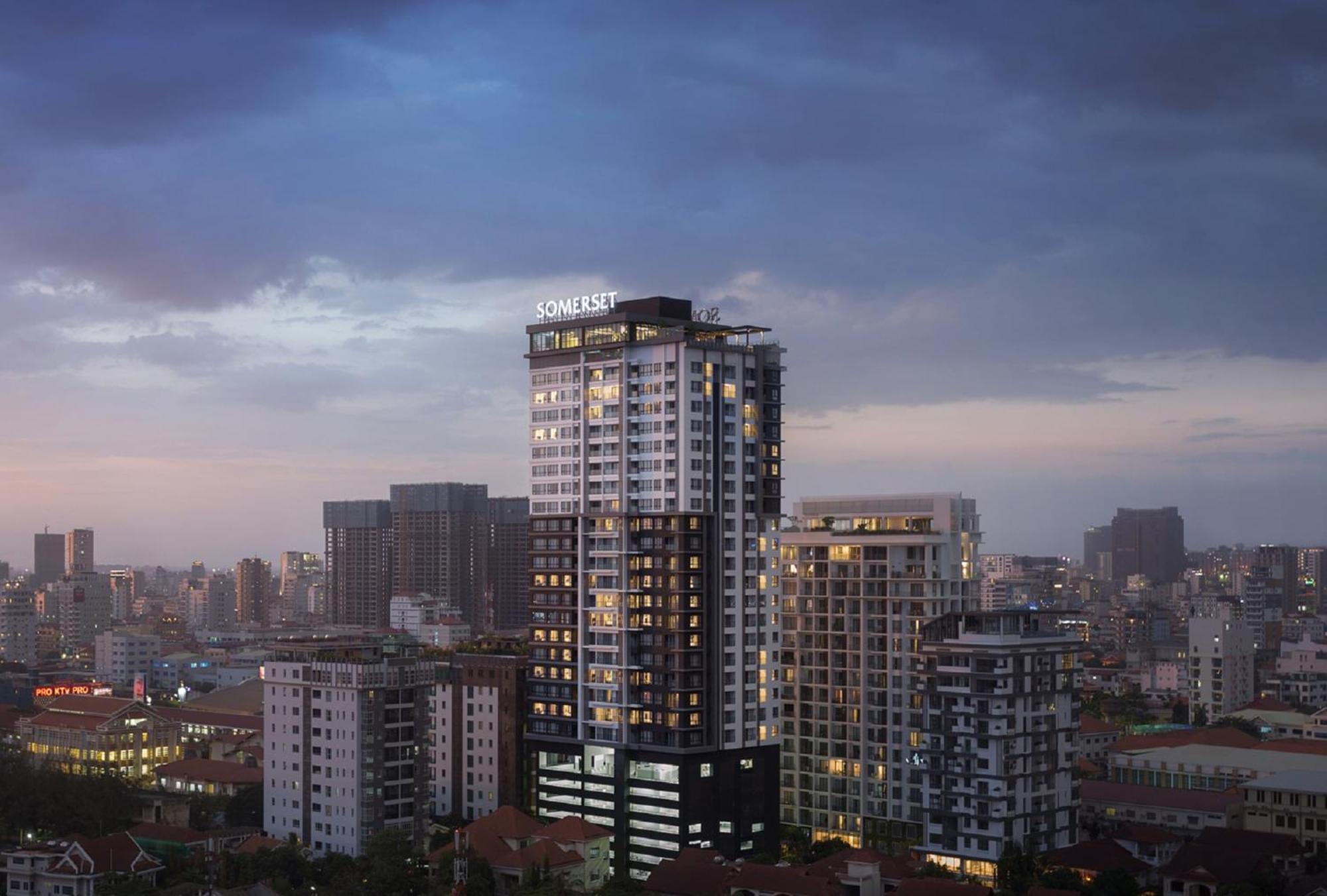 Somerset Norodom Phnom-Penh Buitenkant foto